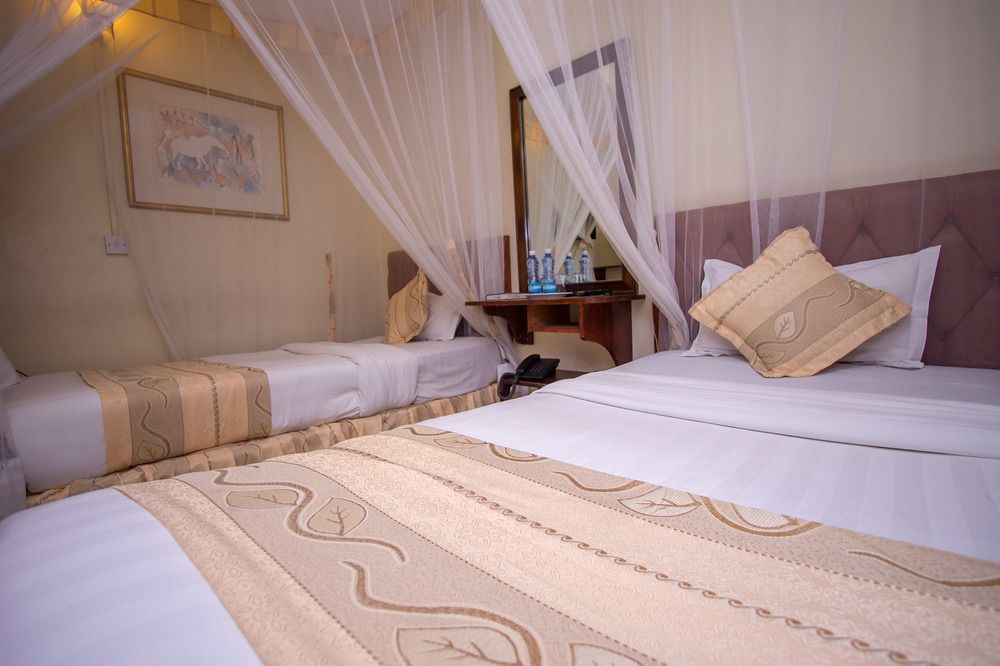 Chester Hotel Nakuru Exterior photo