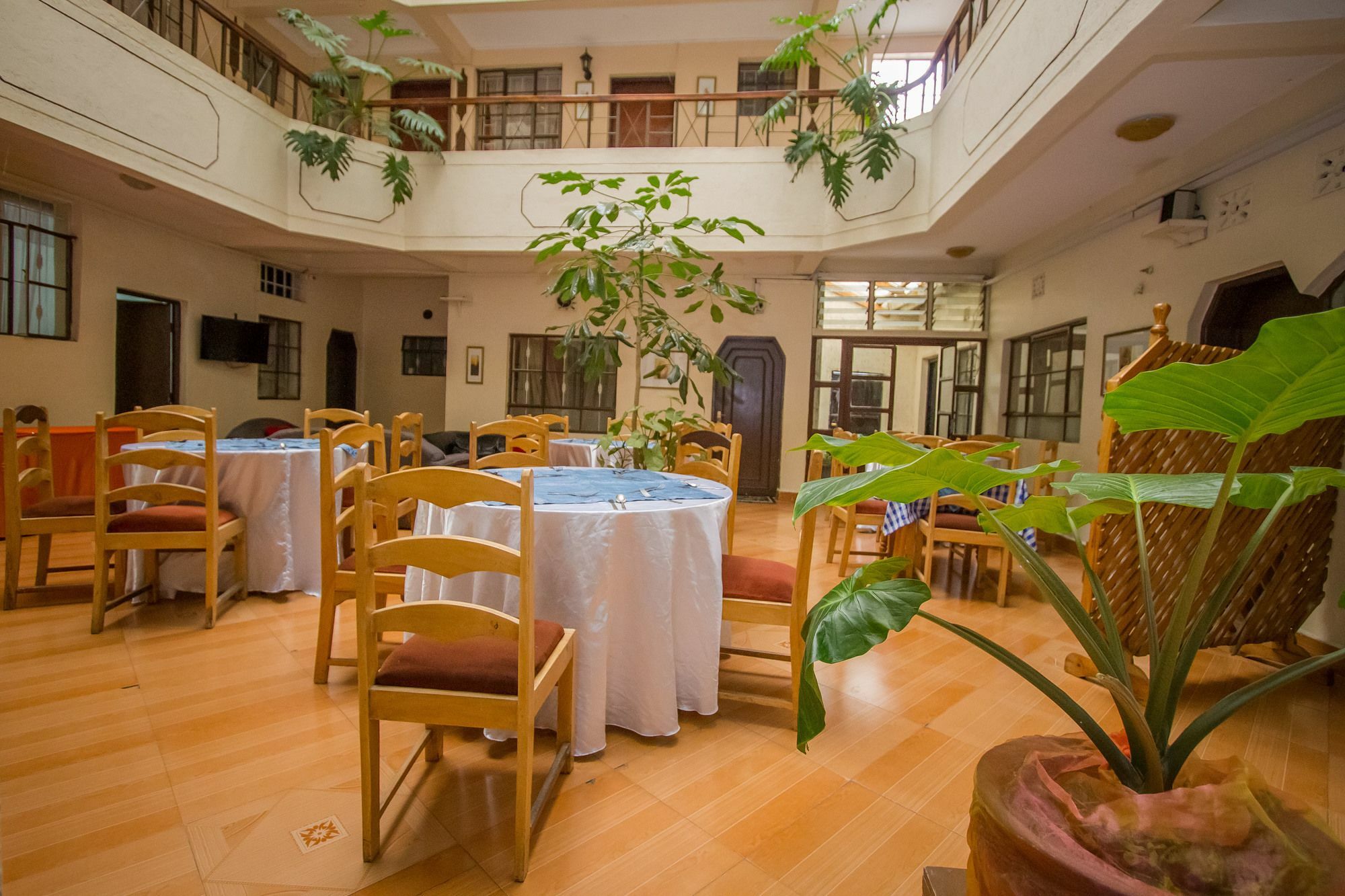 Chester Hotel Nakuru Exterior photo