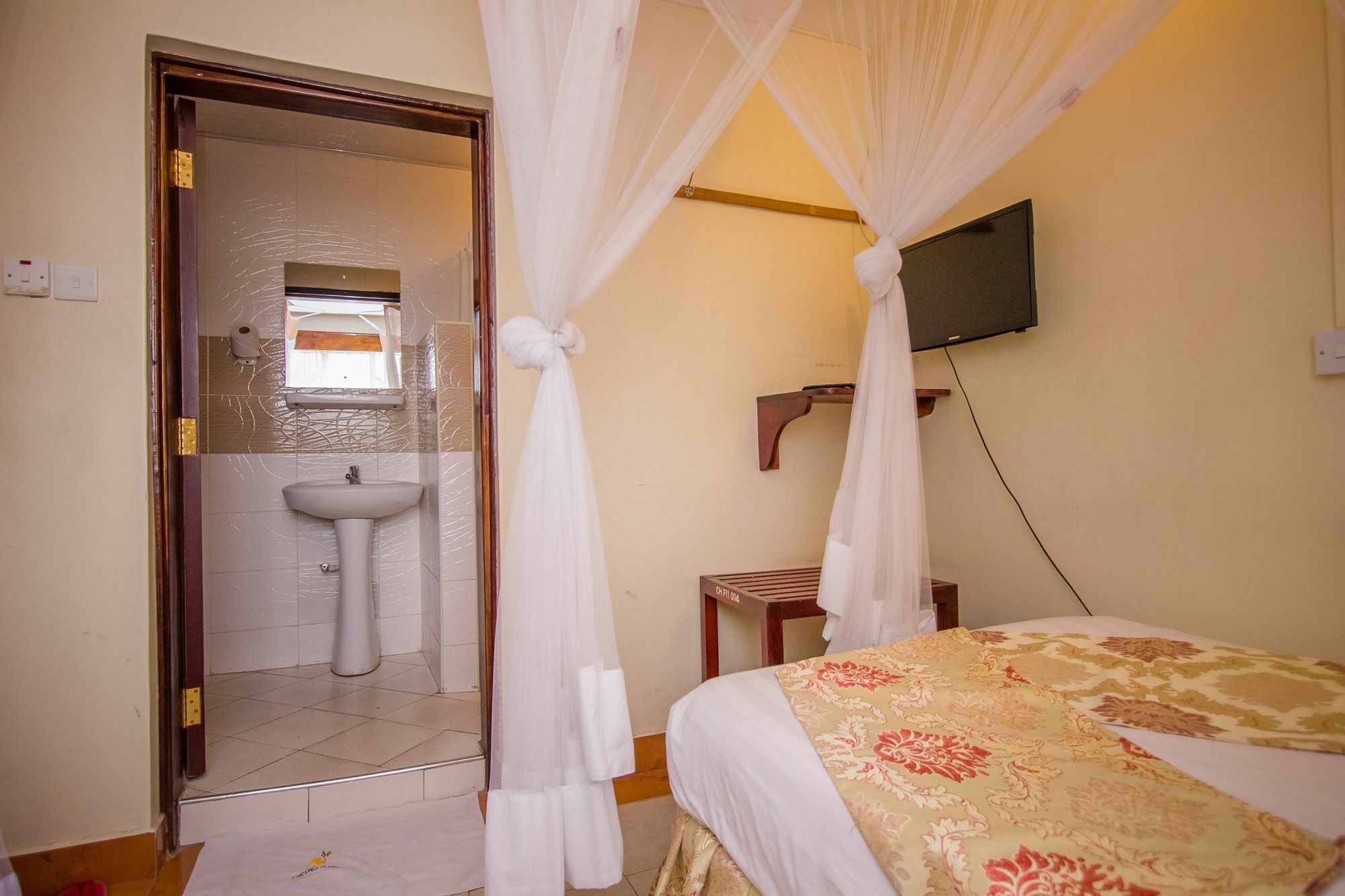 Chester Hotel Nakuru Exterior photo