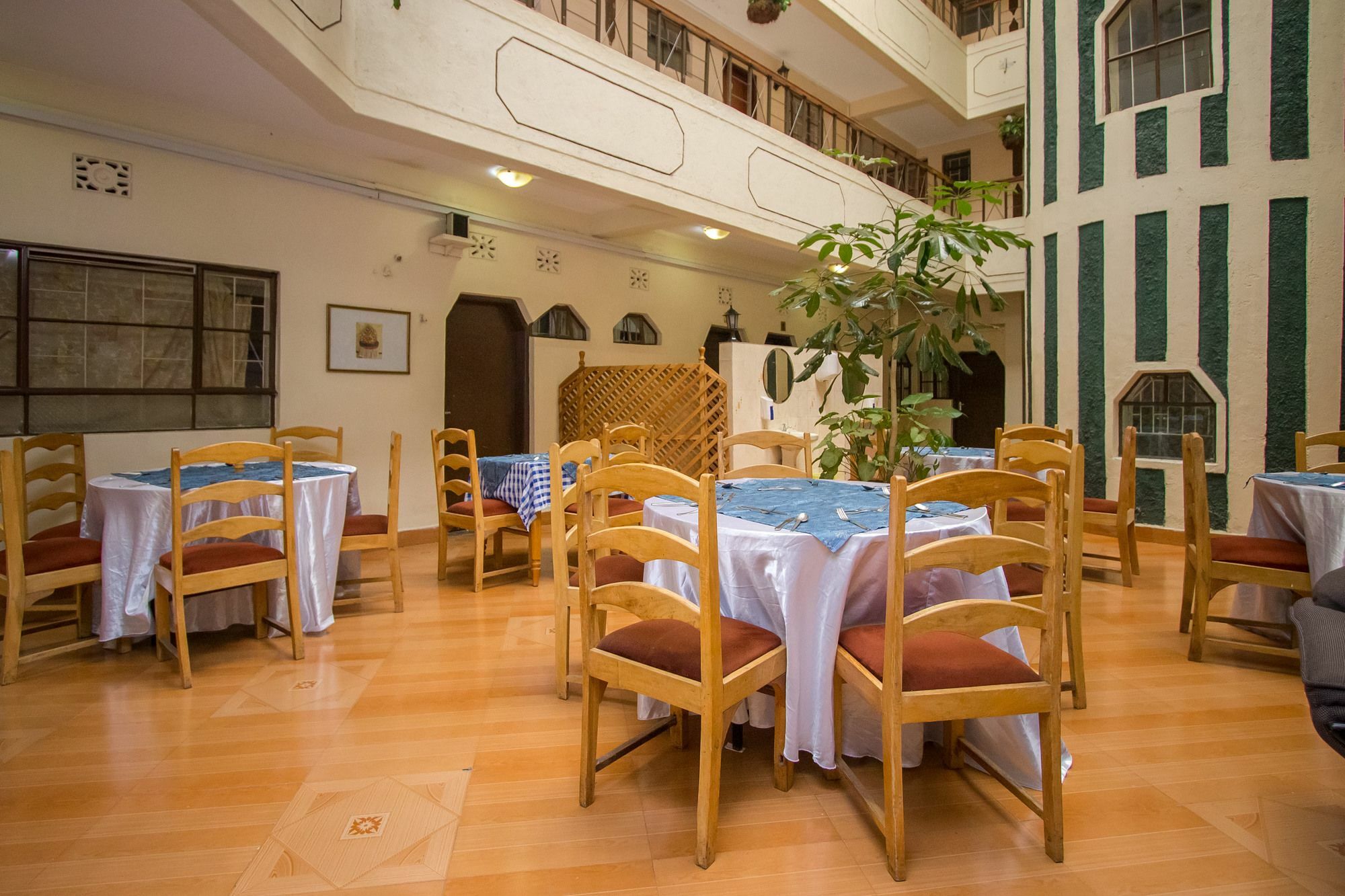 Chester Hotel Nakuru Exterior photo